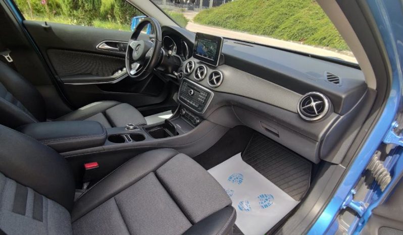 Mercedes-Benz GLA 200 d, Automatik, Nije uvoz, reg. 3/2023 full